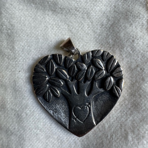 Heart Tree Pendant James Avery Silver Retired Discontinued - Picture 4 of 7